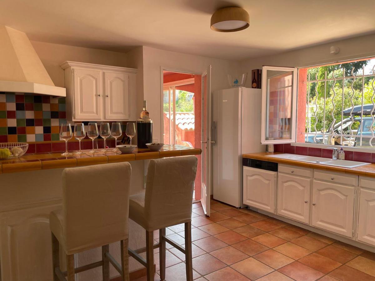 Fantastic Pool 900m To The Beach; With Extravagant Big Garden Sainte-Maxime