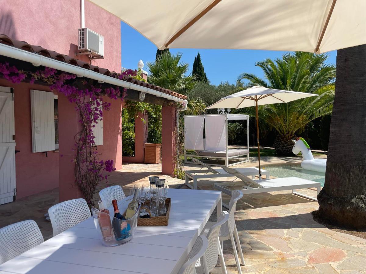 Fantastic Pool 900m To The Beach; With Extravagant Big Garden Villa *