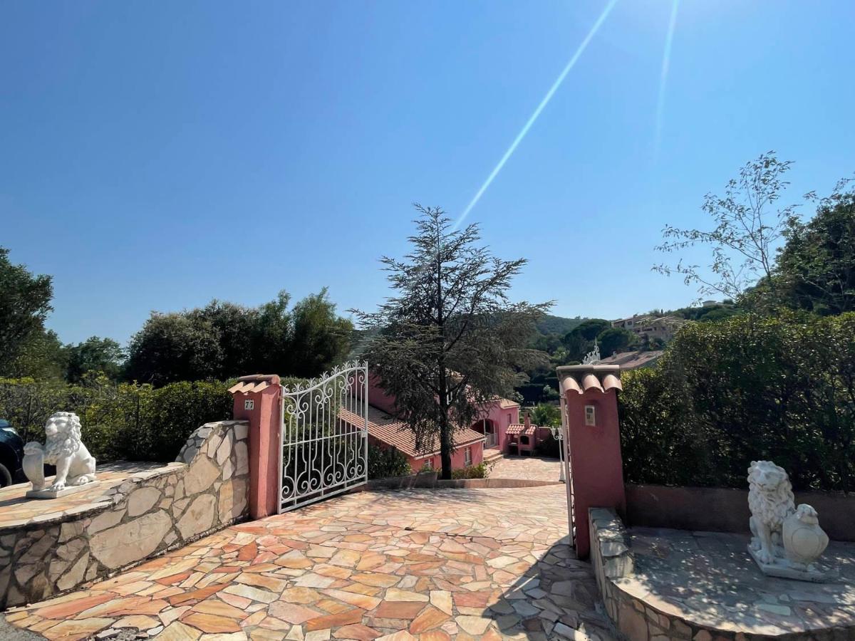 Fantastic Pool 900m To The Beach; With Extravagant Big Garden Villa *
