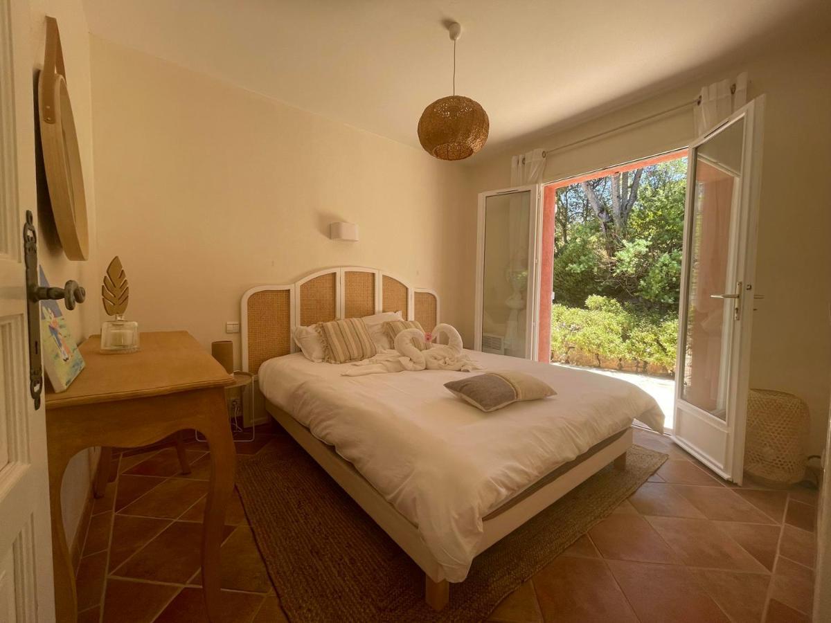 Fantastic Pool 900m To The Beach; With Extravagant Big Garden *